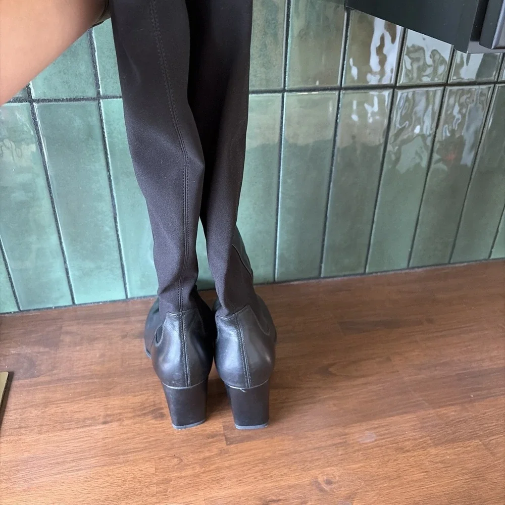 Marc Fisher Women's Leather Boots Size 10 Black Heel To The Knee Tall Read